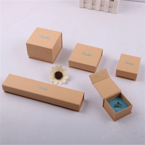环保包装盒纸盒定制生产流程